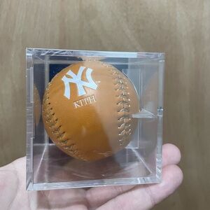 Kith & Rawlings for the New York Yankees tan orange baseball brand new